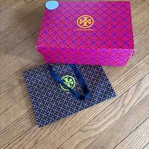 Tory Burch packaging